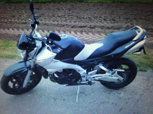 Te koop Suzuki GSR600 Black Edition
