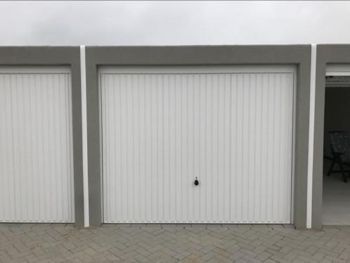 Te koop  te huur nieuwe en mooie garagebox