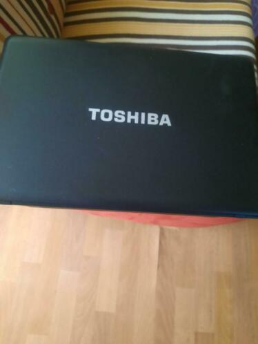 Te koop Toshiba satelliet laptop i3