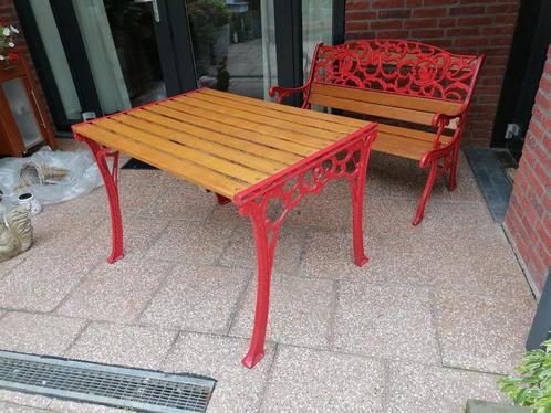 Te koop tuin set gietijzer en hout