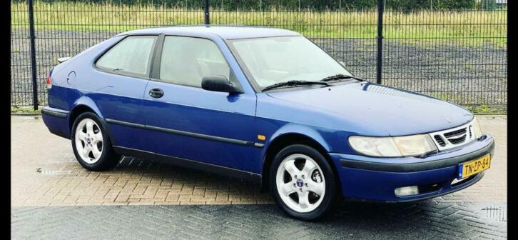 Te koop unieke Saab 9-3 2.0 I Coupe 1998 Blauw