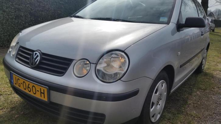 TE KOOP Volkswagen Polo 1.2 BENZINE bj 2005 Zilver APK 