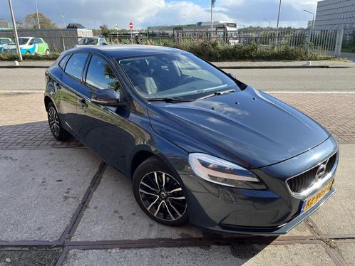 Te Koop, Volvo V40 D2 Nordic 2.0, 120PK, Aut-6, 2017 Blauw