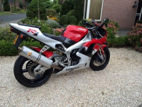 Te Koop, Yamaha R1