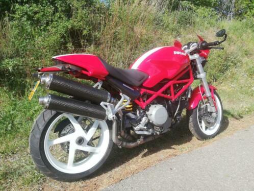 Te koop zeer mooie Ducati Monster 800 S2R.