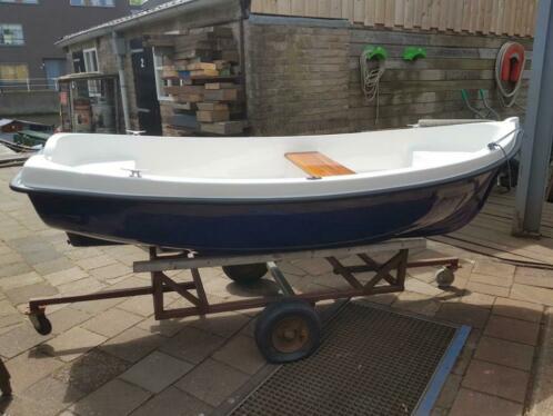 Te koop zeer mooie jol 3.20 lengte breedte 1.30