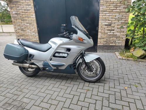 Te koop zilverkleurige Pan European ST1100 in goede staat