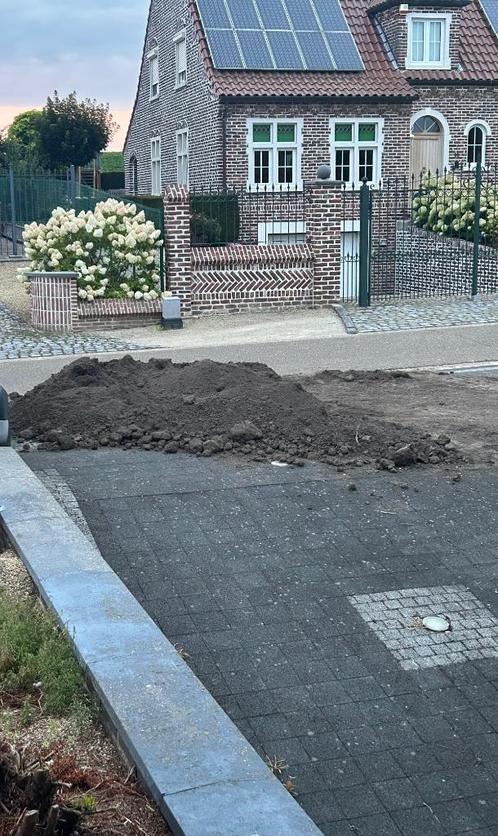 Teelaarde gratis af te halen