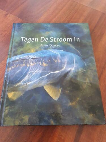 Tegen de stroom in alijn danau karperboek izgst