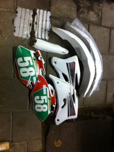 Tekoop yzf 250450 kappen 