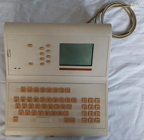 Telefoon Habimat HT-90(1984). 1e alfanumerique nummerkiezer