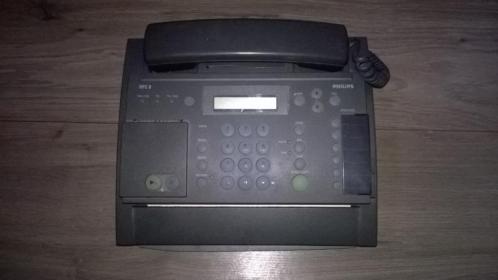 telefoon met gentrigeerde fax