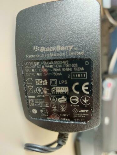 Telefoon oplader en extra kabel blackberry psm04r-050chw2