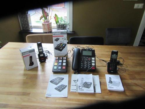 Telefoon plus accessoires voor oude en of slechtziende.