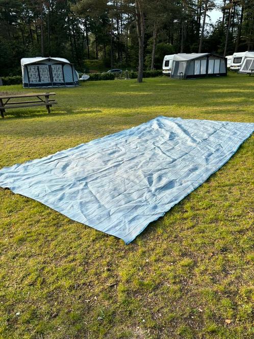 Tent tapijt