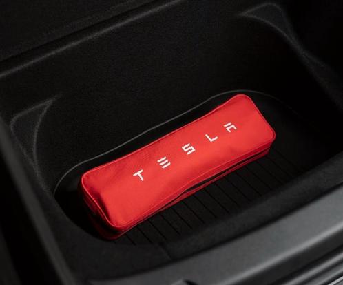 Tesla auto nood kit