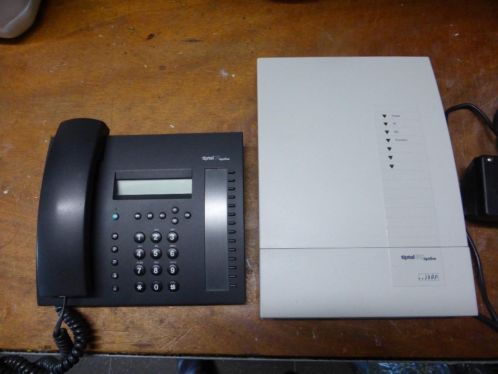 Tiptel ISDN telefooncentrale 810 en Tiptel 72 systeemtoestel