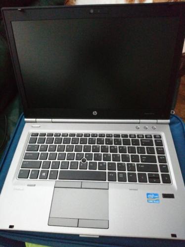 titanium  aluminium HP elitebook 8470p i5 4GB 500GB