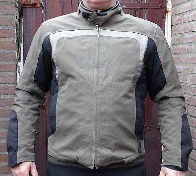 T.k.a. BMW Streetguard 2 motorjas in nieuwstaat mt 56