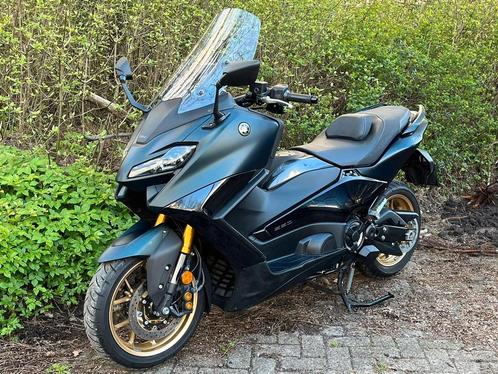 Tmax 560 tech max 2022 1e eigenaar