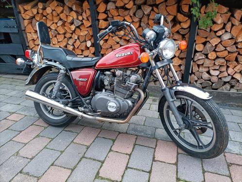 Toffe vintage Suzuki GS 450. Met Nederlands kenteken.