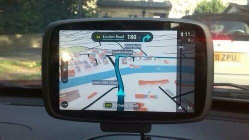 Tomtom GO 5000 Europe met FREE LifeTime Map Update Services