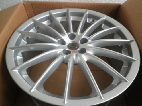 Toora velgen 18 inch Alfa Romeo nieuw origineel in doos