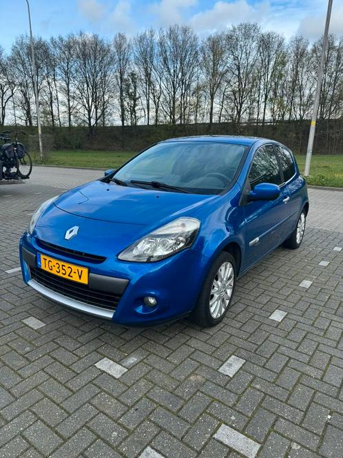 Top auto  Renault Clio 1.2 Special Line  Blauw  2009