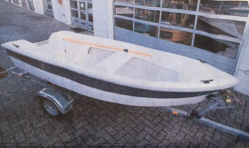 Topcraft 330 Dinky incl. moter, Afdekzeil en zitkussens