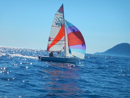 Topper Topaz Vibe club (gennaker en trapeze) dinghyzeilboot