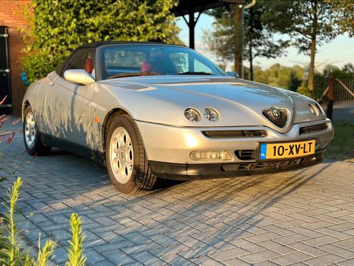 Topstaat Alfa Romeo Spider 2.0 Twin Spark 16V 1997 Grijs