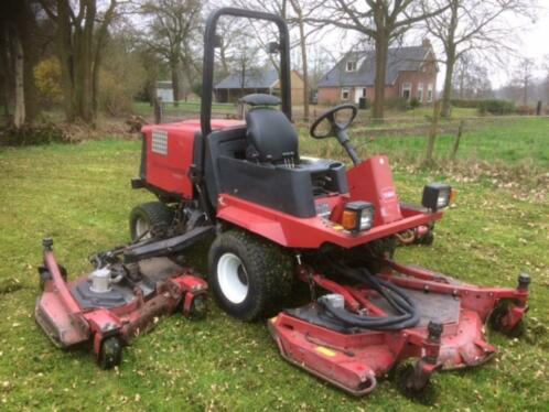 TORO Groundsmaster 4000D