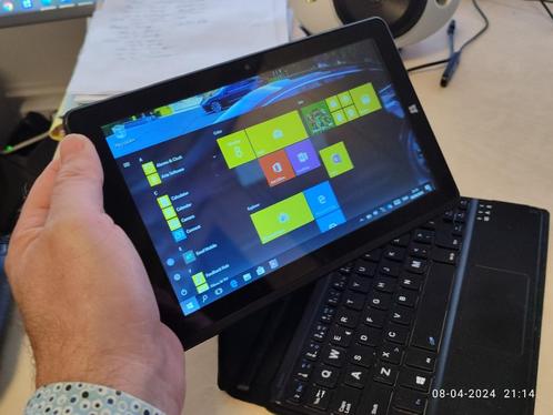 Touchscreen tablet Windows 10