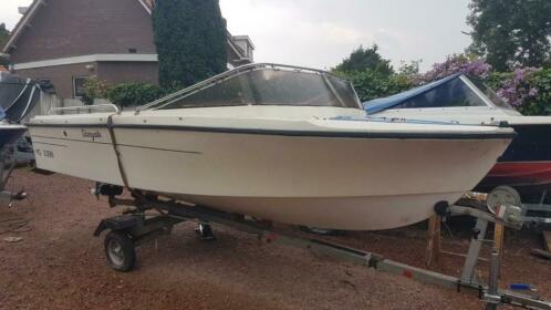 Tourspeedboot 4.30 mtr 4 persoons met Evinrude 15 pk