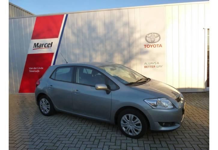 Toyota Auris 1.6 16v VVT-i Aspiration