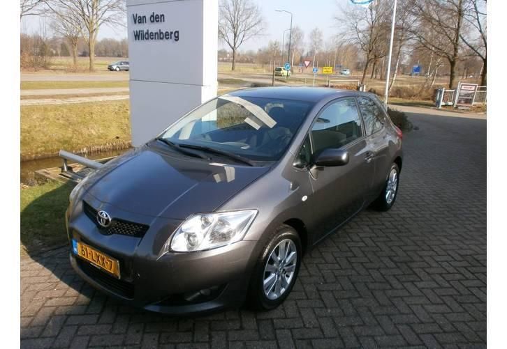 Toyota Auris 1.6 -i Dynamic AUTOMAAT navi