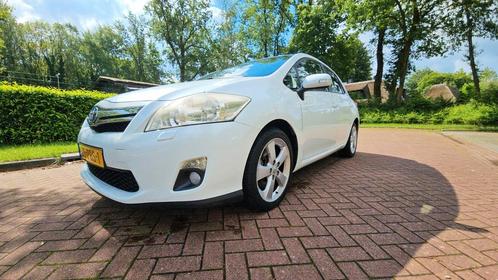 Toyota Auris 1.8 Full Hybrid 5DR CVT 2011 Wit