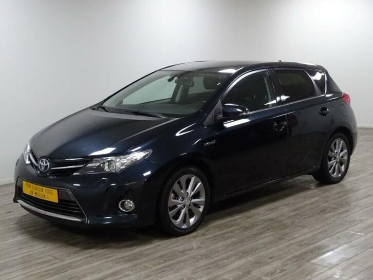 Toyota Auris 1.8 Full Hybrid Automaat Executive