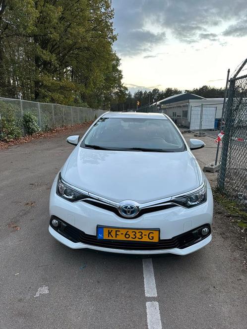 Toyota Auris 1.8 Hybrid 5DR CVT 2016 Wit met garantie