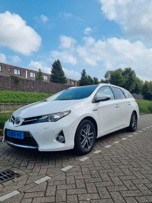 Toyota Auris 1.8 Hybrid lease 136pk Aut 2014 Wit