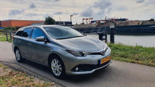 Toyota Auris 1.8 Hybrid Touring Sports  2015  Nap Navi