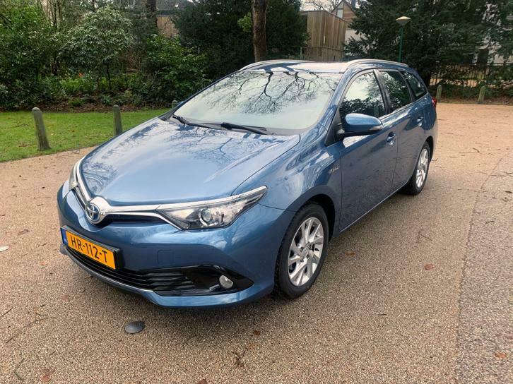 Toyota Auris 1.8 Hybrid Touring Sports CVT 2015 Blauw