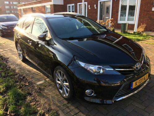 Toyota Auris touring sport Hybrid executive