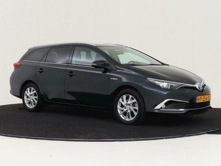 Toyota Auris Touring Sports 1.8 Hybrid Executive NAVIGATIE 1