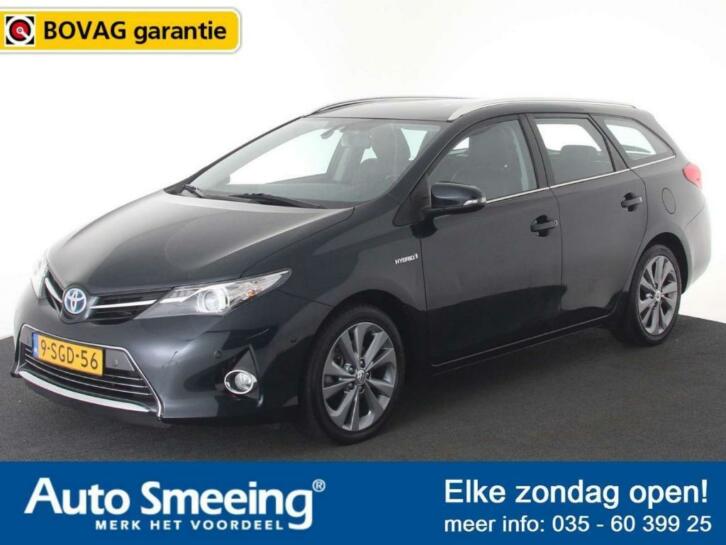 Toyota Auris Touring Sports 1.8 Hybrid Navigatie Leder