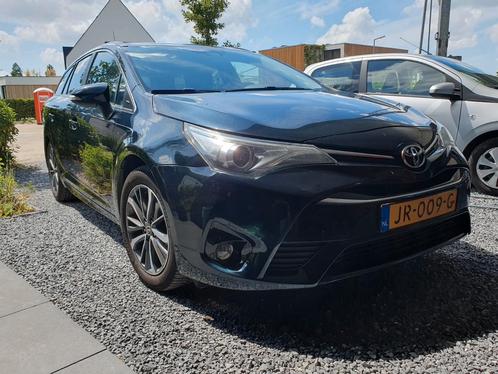 Toyota Avensis 1.6 D-4d Wagon 2016 Grijs