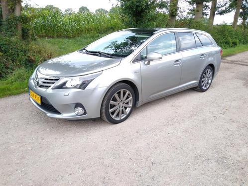 Toyota Avensis 2.2 D-cat Executive Panoramic Business Wagon