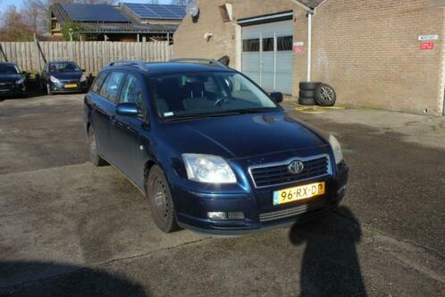 Toyota Avensis 2.4 16V WGN Linea Luna AUT 2005 Blauw