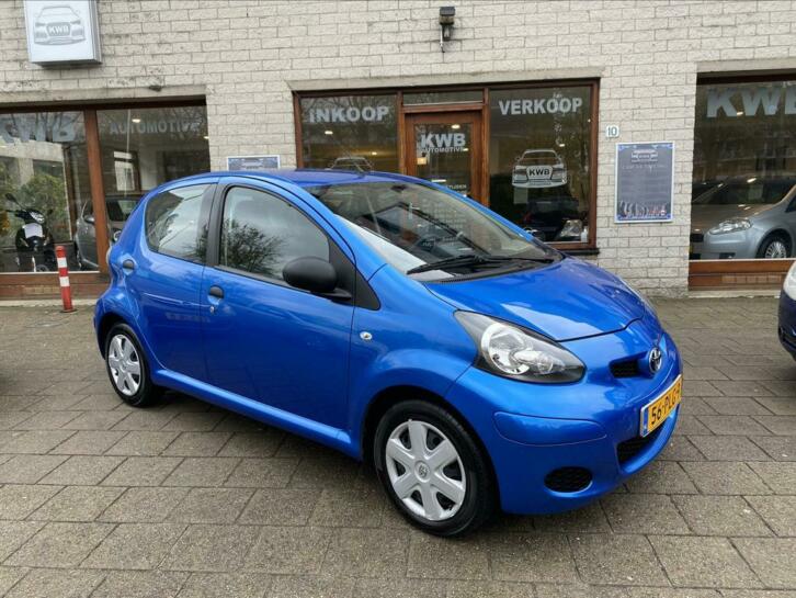 Toyota Aygo 1.0 12V 5 Deurs 2011 Blauw airco nieuw apk 1ste