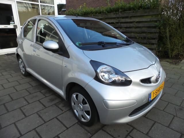 Toyota Aygo 1.0-12V 5 Deurs Airco